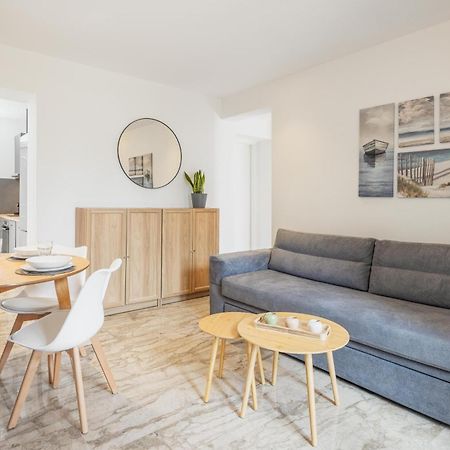 Minimalist Apartment Near The Airport And The City Center Kanálion Eksteriør bilde