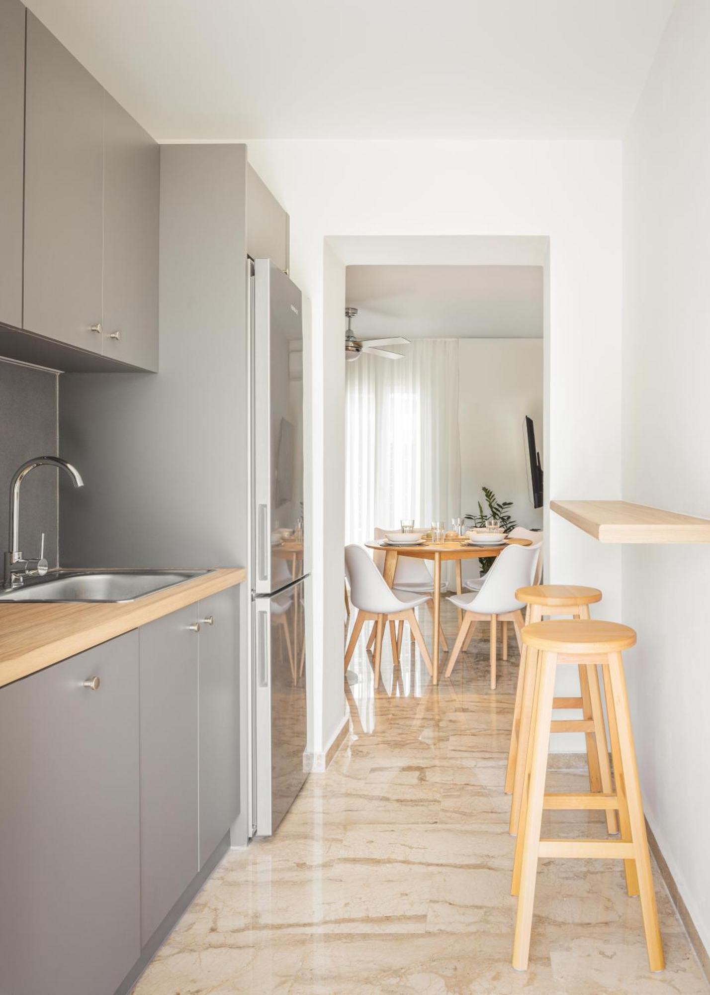 Minimalist Apartment Near The Airport And The City Center Kanálion Eksteriør bilde